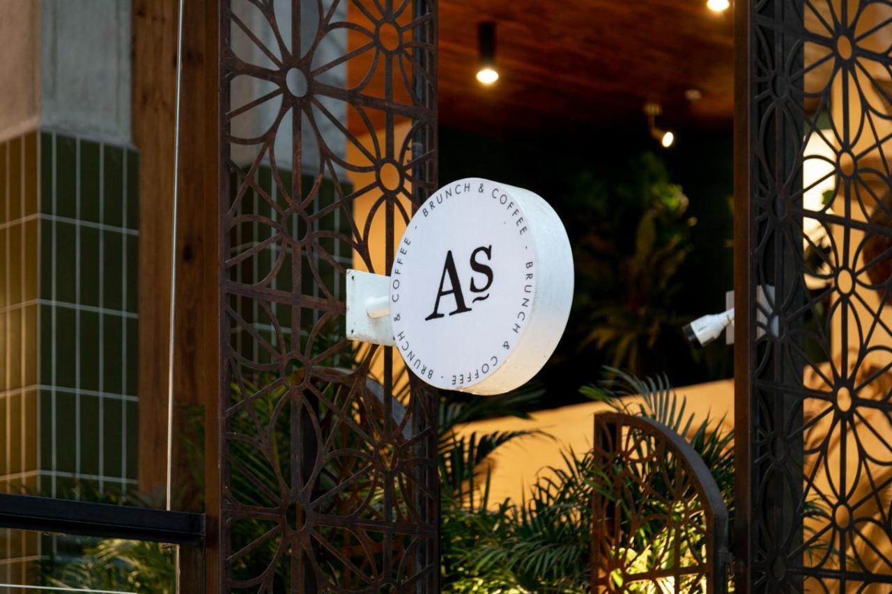 Celestino Boutique Hotel & Spa 메딜린 외부 사진