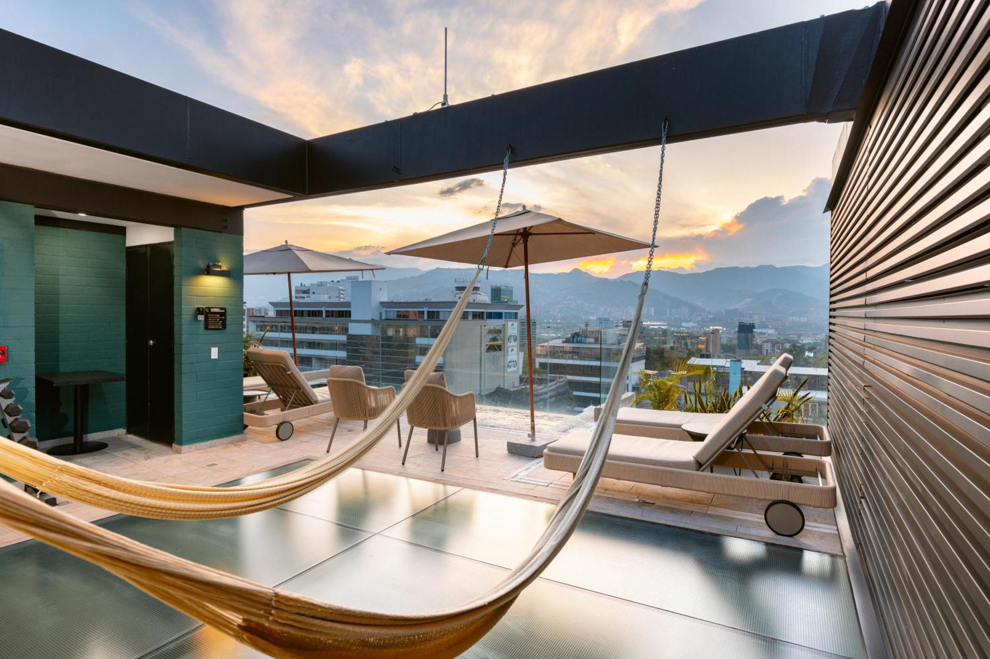 Celestino Boutique Hotel & Spa 메딜린 외부 사진